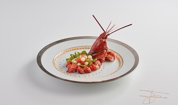 A plate of American-style blue lobster